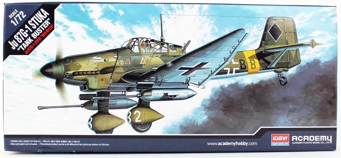 Academy 12450 1/72 Junkers JU-87 G Stuka (Tank Avcısı) Savaş Uçağı Demonte Plastik Maketi