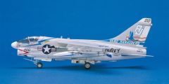 Hasegawa PT47 07247 1/48 Ölçek A-7D/E Corsair II Savaş Uçağı Plastik Model Kiti