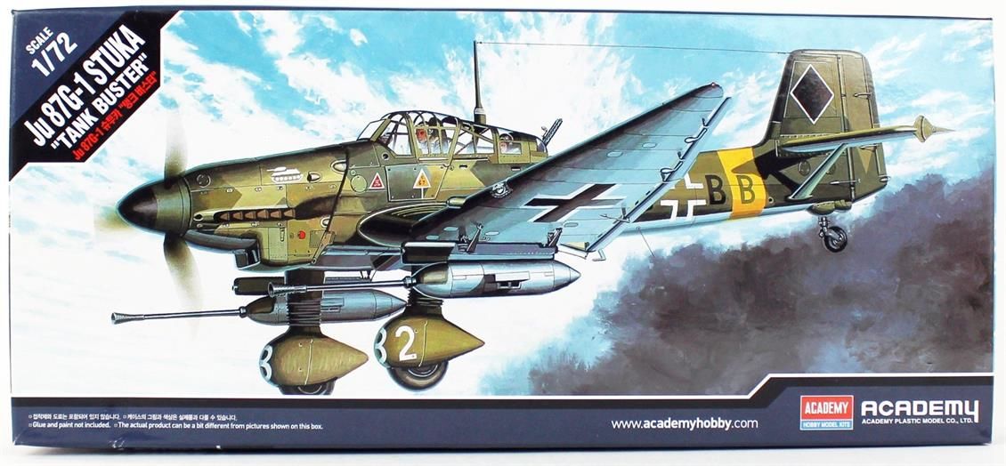 Academy 12450 1/72 Junkers JU-87 G Stuka (Tank Avcısı) Savaş Uçağı Demonte Plastik Maketi