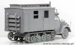 Dragon 6766 1/35 Ölçek Sd.Kfz.3 Yarı Paletli Ambülans Plastik Model Kiti