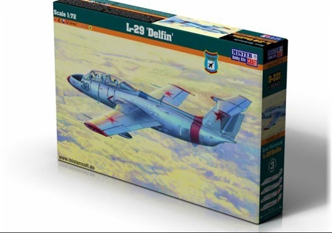 Mistercraft D221 1/72 L-29 Delfin Eğitim Uçağı Demonte Plastik Maketi