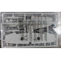 A05110 1/48 SUPERMARINE SPITFIRE MK VC/SEAFIRE III