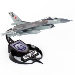 AkbaModel 1/48 F-16 Kurt Filo Muharip Savaş Uçağı, Sergilemeye Hazır Standlı Model