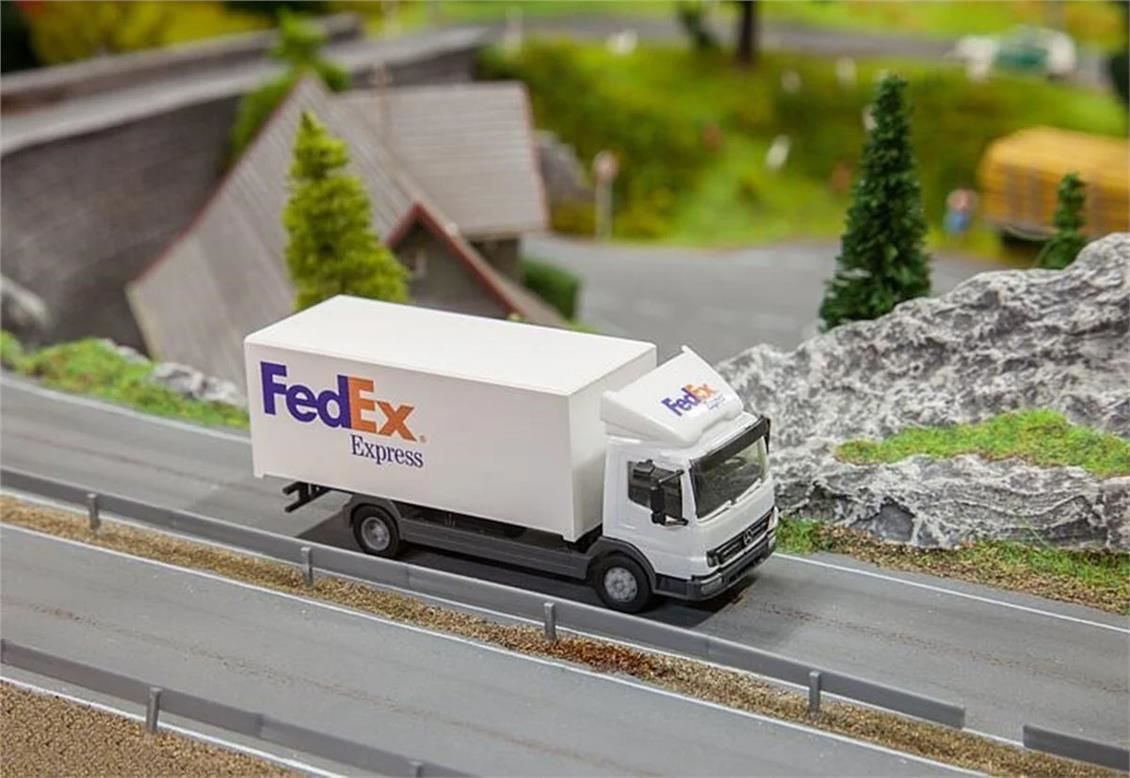 Faller 161488 1/87 Car System Başlangıç Seti,MB FedEx Kamyonlu