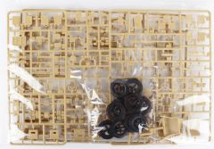 Academy 13415 1/35 Amerikan Zırhlı Personel Taşıyıcı M1151 Demonte Plastik Maketi