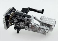 Italeri 3905S 1/24 MB Actros MP4 GigaSpace Çekici Demonte Plastik Maketi