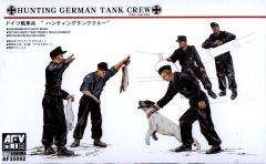 AFV Club AF35092 1/35 Hunting German Tank Crew-5 Figures with dog & Rabbits Figür Demonte Plastik Maketi