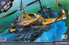 Academy 12112 1/35 ABD Kara Kuvvetleri UH-1C Helikopter Demonte Plastik Maketi
