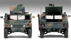 Academy 13241 1/35 M-1025 Amerikan Zırhlı Personel Taşıyıcı Demonte Plastik Maketi