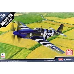 Academy 12303 1/48 P-51B Normandiya Çıkartması 70. Yıl Savaş Uçağı Demonte Plastik Maketi
