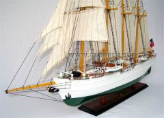 GIANHIEN TS0078P80 ESMERALDA AHŞAP HAZIR YELKENLİ GEMİ MAKETİ