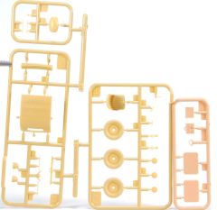 CB35167 1/35 Italian Light Civilian Car (Hard Top)