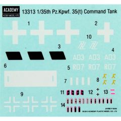 Academy 13313 1/35 Alman Command Pz.Bef.Wg. 35 ton Tankı Demonte Plastik Maketi