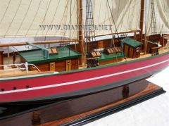 GIANHIEN TS0056P LILA DAN AHŞAP HAZIR YELKENLİ GEMİ MAKETİ