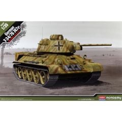 Academy 13502 1/35 T-34 747(R) Alman Versiyonu Tankı Demonte Plastik Maketi