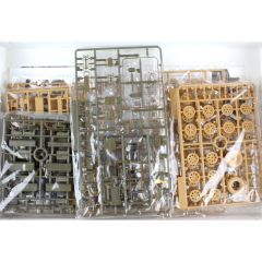 AFV Club AF35S47 1/35 mittlerer Funkpanzerwagen Sd.Kfz. 251/3 Ausf. D Askeri Araç Demonte Plastik Maketi