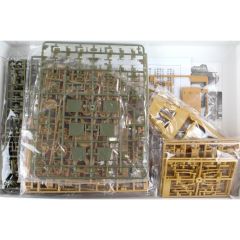 AFV Club AF35091 1/35 Sd. Kfz. 251/1 Ausf. C Stuka Zu Fuss Tank Demonte Plastik Maketi