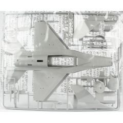 Mistercraft G116 1/48 F-16C Block 52 + Jastrzab (Hawk) Savaş Uçağı Demonte Plastik maketi