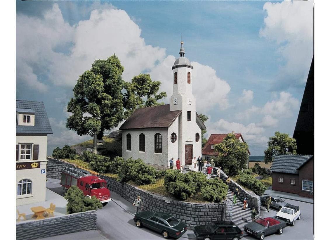 61825 1/87 ST. LUCAS CHURCH