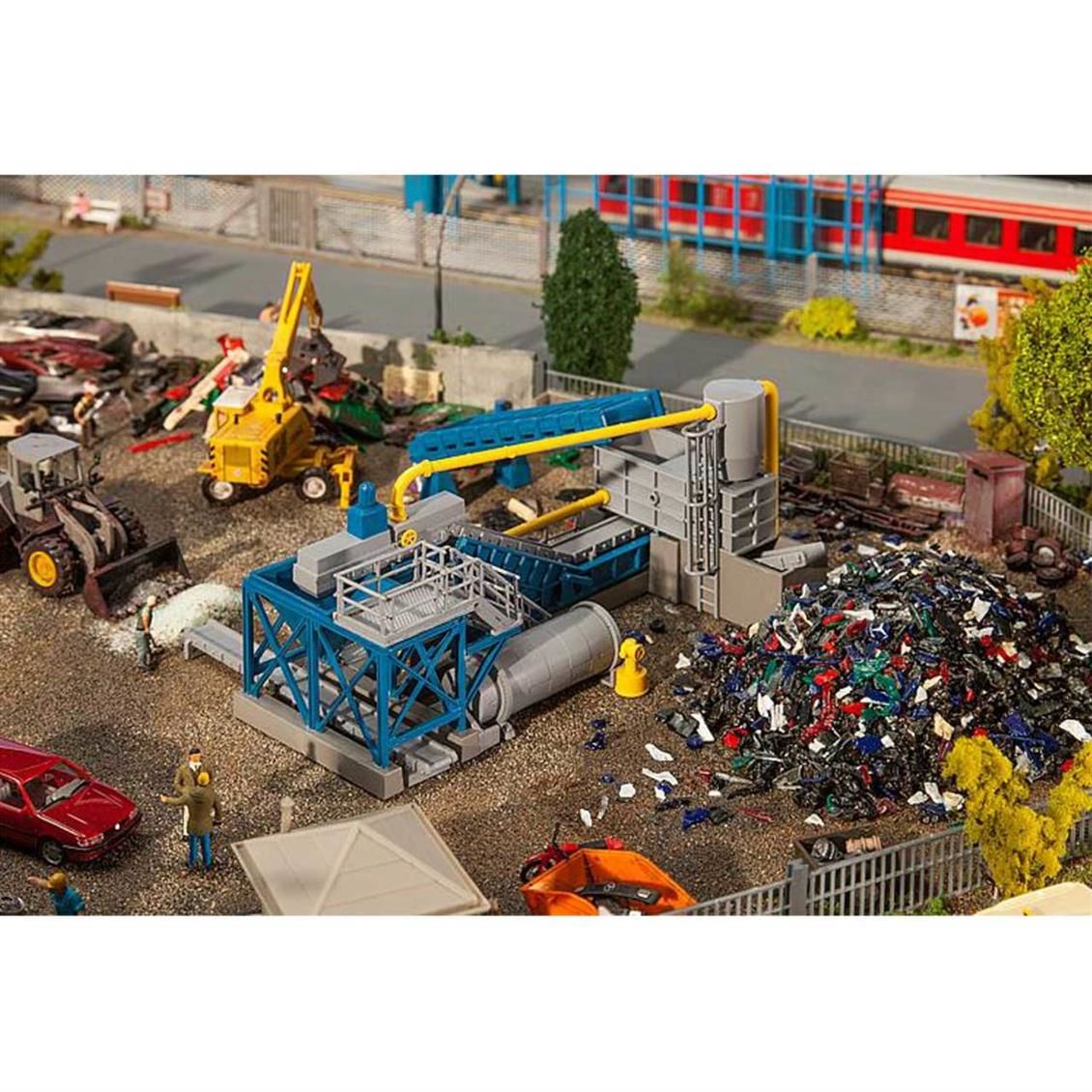 Faller 130186 1/87 Hurda Parçalama Tesisi Demonte Plastik Maketi