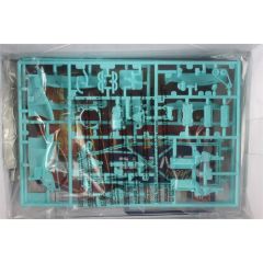 AMT 1016 1/25 1957 Chevy Corvette Convertible Molded in Aqua Araba Demonte Plastik Maketi