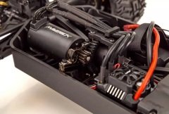 Quantum+ XT Flux 3S 1/10 Stadium Truck - Red