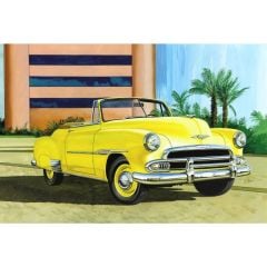 AMT 1041 1/25 1951 Chevy Convertible Araba Demonte Plastik Maketi