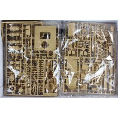 Academy 13211 1/35 M113 Amerikan Zırhlı Personel Taşıyıcı ( Irak 2003) Demonte Plastik Maketi