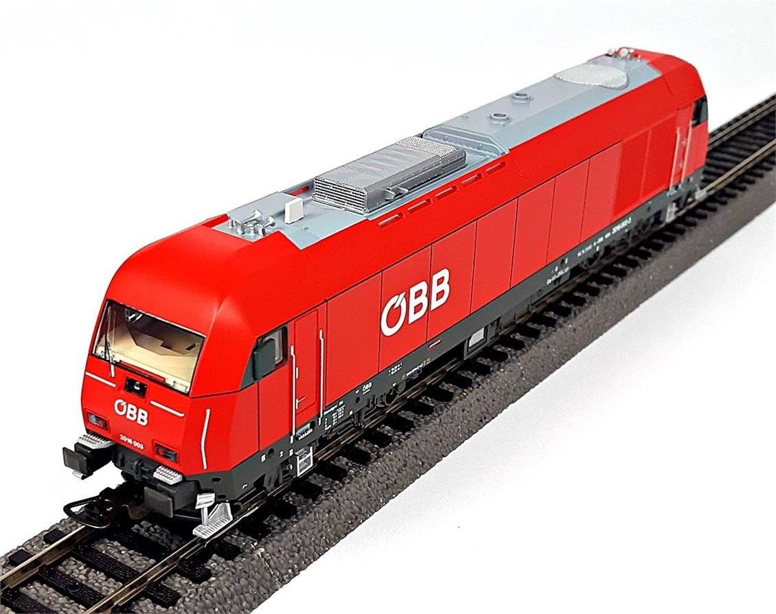Diesellok BR 225 BBL VI + DSS 8pol.