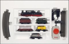 Starter Set Steam locomotive G7.1 with 5 Freight Cars DR, PIKO A-track w. Railbed