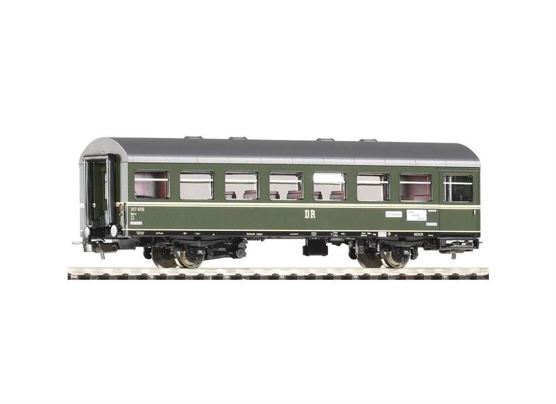 53084 1/87 REKO 2-AXLE COACH 2ND CL. DR III