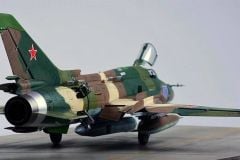 Kitty Hawk 80144 1/48 Su-17M3/M4 (Fitter D) 2.0 Savaş Uçağı Demonte Plastik Maketi