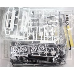 05157 1/24 TOYOTA TRH200V HIACE SUPER GL10