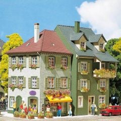 Faller 130414 1/87 Kasaba Evi ( 2 Adet ) Demonte Plastik Maketi