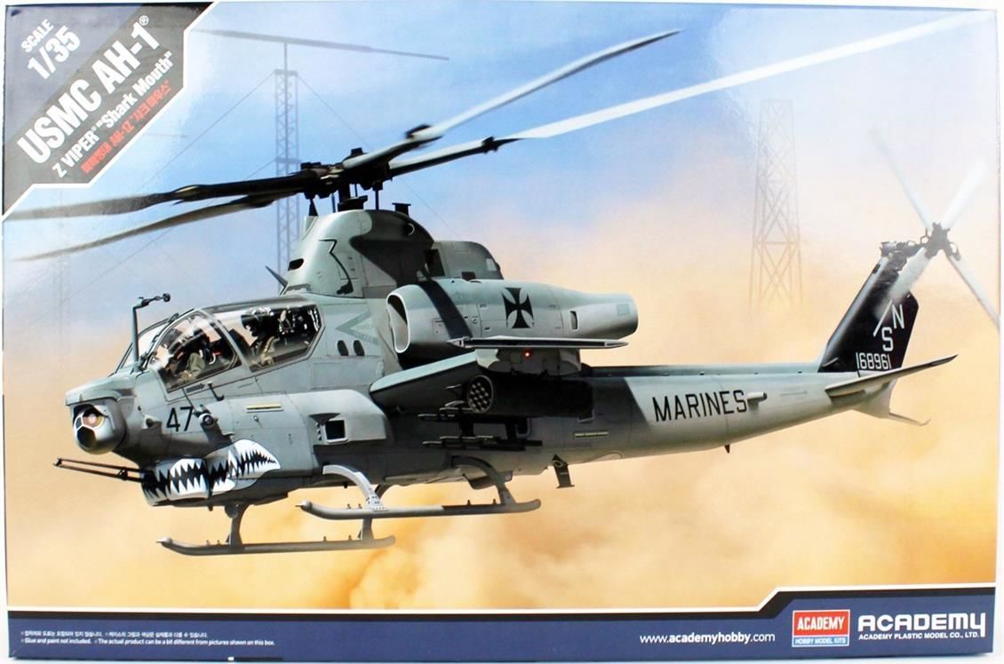 Academy 12127 1/35 USMC AH-1Z (Shark Mouth) Helikopter Demonte Plastik Maketi