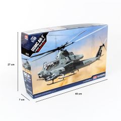 Academy 12127 1/35 USMC AH-1Z (Shark Mouth) Helikopter Demonte Plastik Maketi