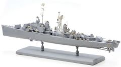 1045 1/350 U.S.S. FRANK KNOX DD-742