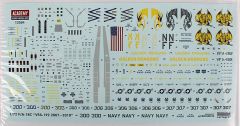 Academy 12564 1/72 USN F/A-18C (VFA-192 Golden Dragons) Savaş Uçağı Demonte Plastik Maketi