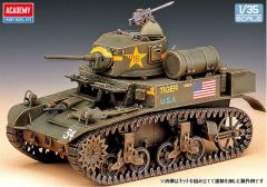 Academy 13269 1/35 US M3A1 Stuart Hafif Tankı Demonte Plastik Maketi