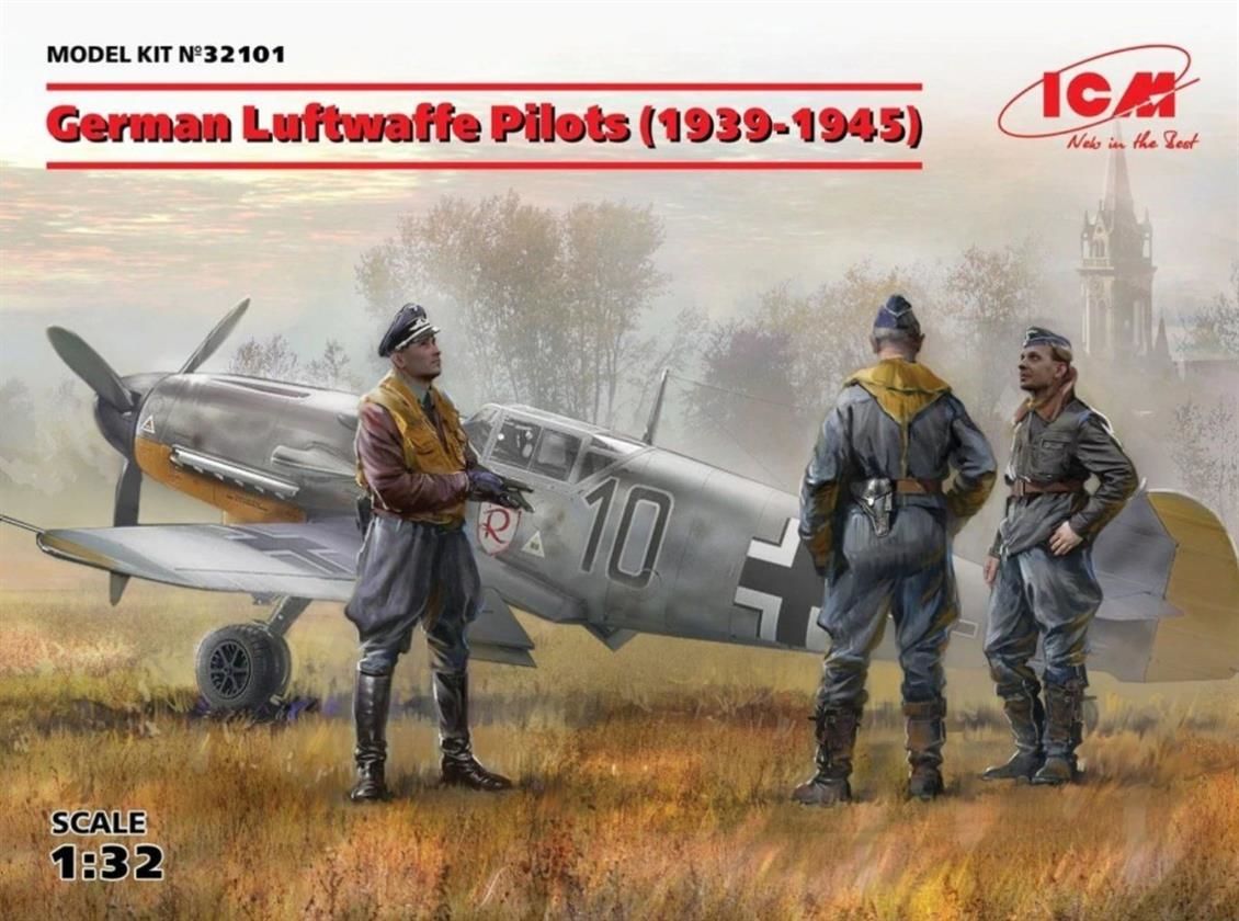 32101 1/32 German Luftwaffe Pilots 19391945 3 figu