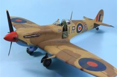 HobbyBoss 83206 1/32 Spitfire MK.Vb/Trop Savaş Uçağı Demonte Plastik Maketi