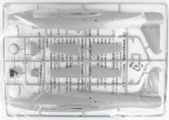 HobbyBoss 83208 1/32 F-84G Thunderjet Savaş Uçağı Demonte Plastik Maketi