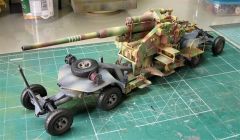 HobbyBoss 84545 1/35 Alman 12.8cm FLAK 40 Uçaksavar Topu Demonte Plastik Maketi