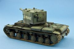 HobbyBoss 84816 1/48 Rus KV-2 Tankı Demonte Plastik Maketi
