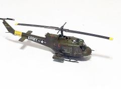 HobbyBoss 87228 1/72 UH-1B Huey Helikopteri Demonte Plastik Maketi