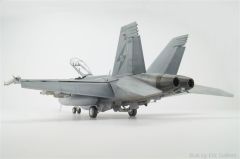 Trumpeter 03205 1/32 F/A-18F Süper Hornet Savaş Uçağı Demonte Plastik Maketi