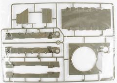 AFV Club AF35108 1/35 M108 105mm Kundağı Motorlu Tankı Demonte Plastik Maketi