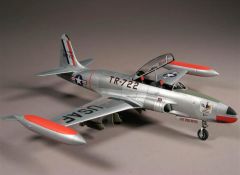 Academy 12284 1/48 T-33A Shootingstar Savaş Uçağı Demonte Plastik Maketi