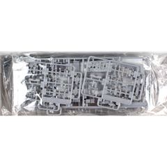 05100 1/700 LIMITED BRITISH AIRCRAFT CARRIER HMS