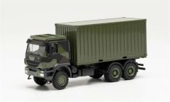 Herpa 746793 1/87 Ölçek Iveco Trakker 20 lik Konteyner Taşıyan Kamyon, Kamuflaj, Sergilemeye Hazır Model Araç
